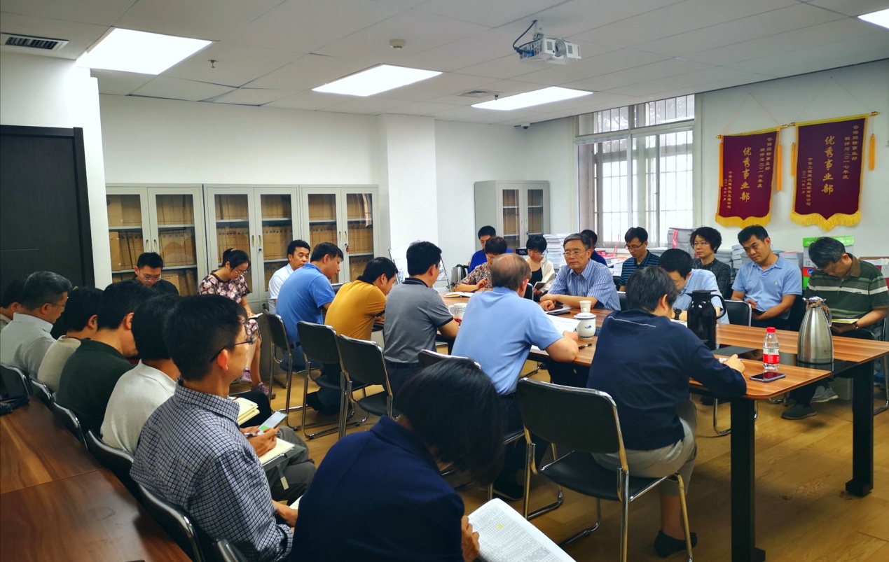 茍護(hù)生同志赴交通業(yè)務(wù)部、能源業(yè)務(wù)部、中咨監(jiān)理公司和工程公司調(diào)研、講黨課4.jpg